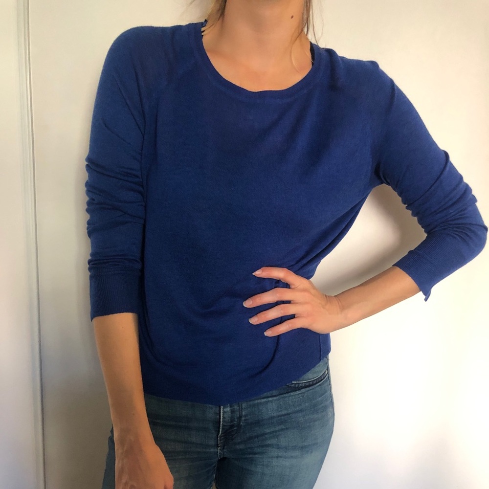 Blue top
